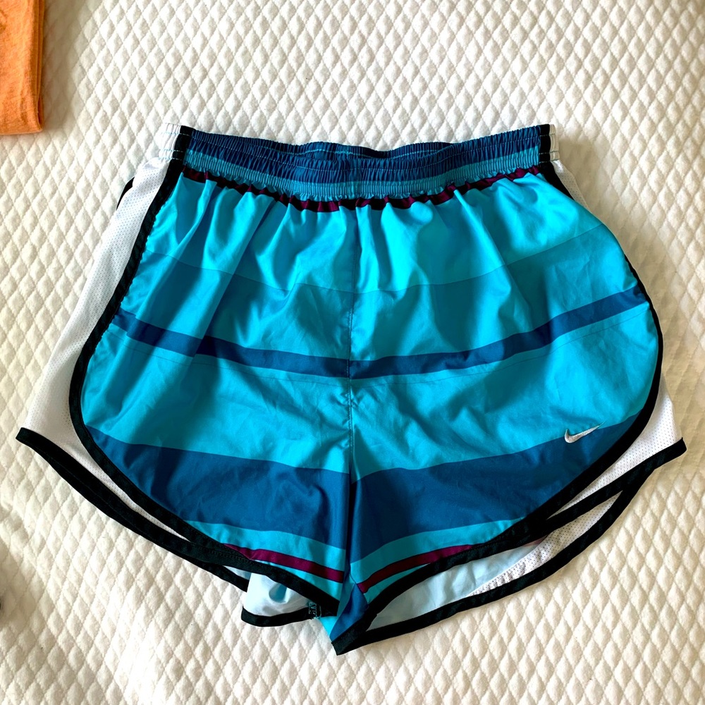 NWOT Nike dri fit running shorts